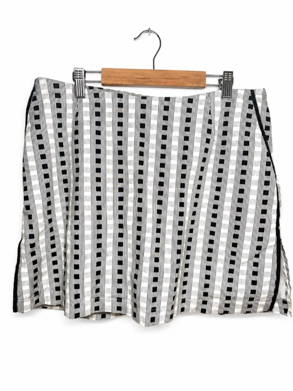 Golftini Simply Elegant Golf Skort - Black & White - Large - 16.5"